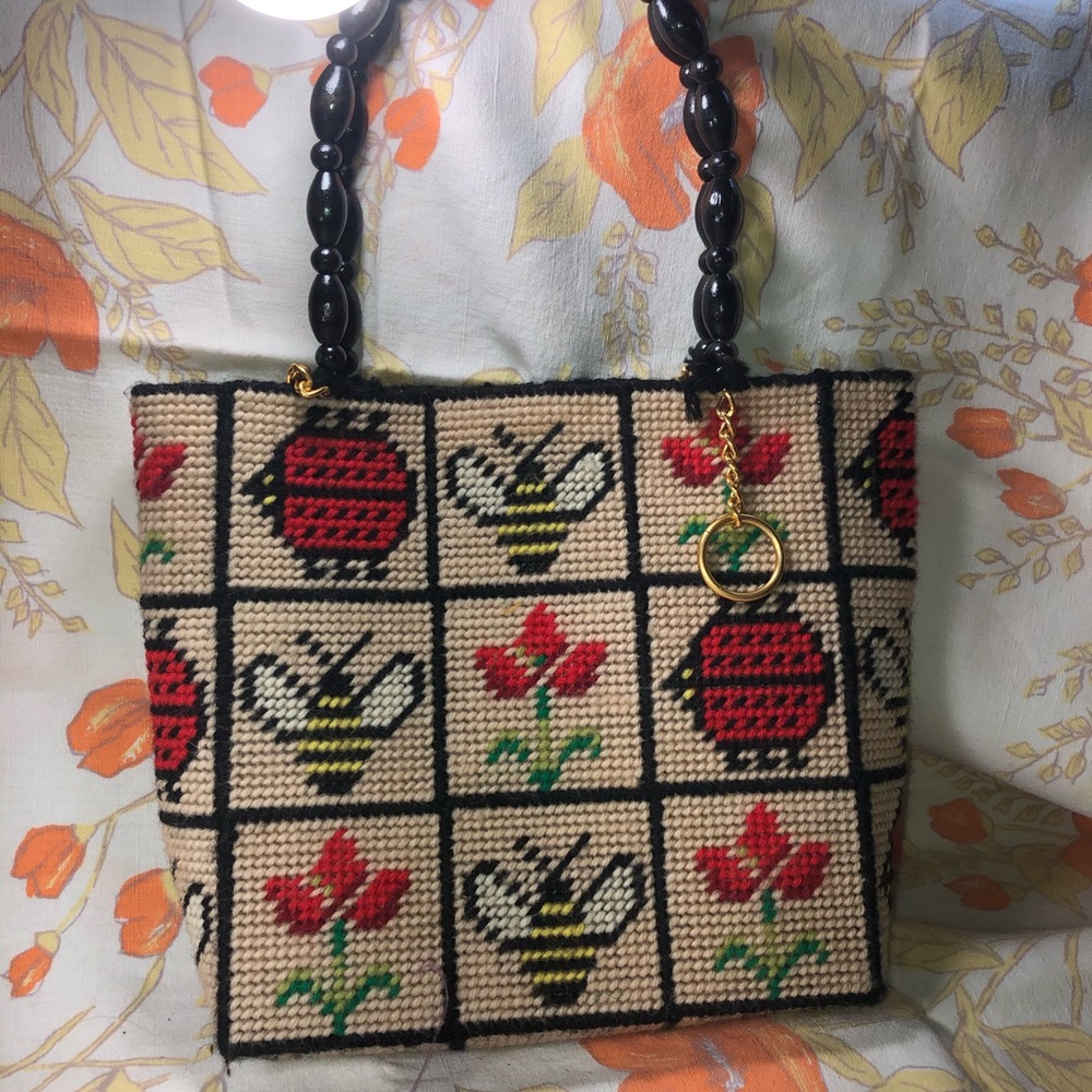 Vintage needlepoint handbag